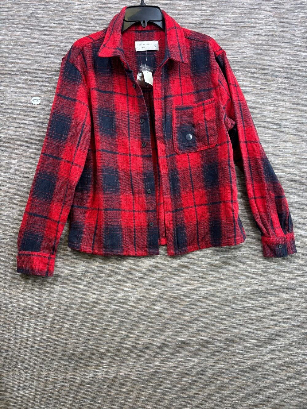 Aeropostale Boxy Fit Plaid Button Up Shirt Mens Size S Red Black Casual NEW